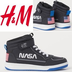 H&M NASA High Top Sneaker